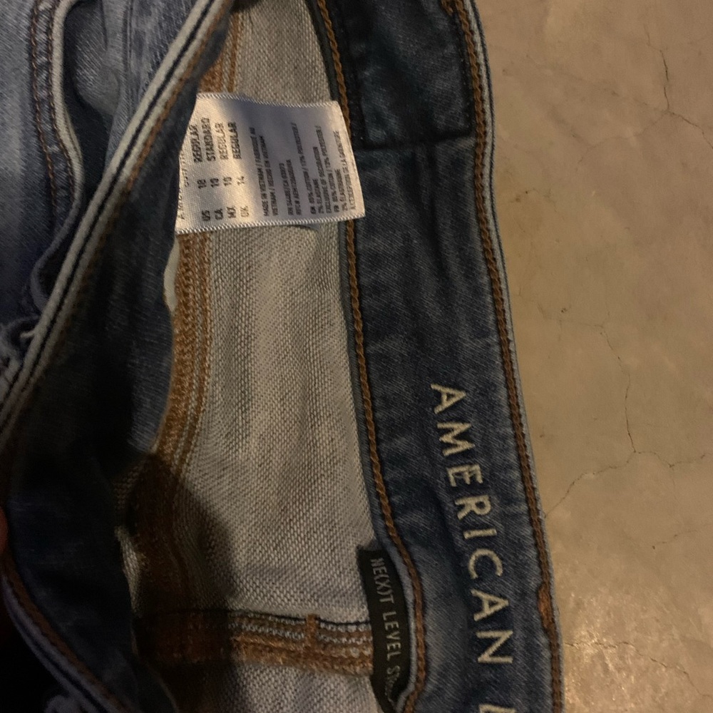 basic american eagle jeans. - Picture 1 of 2